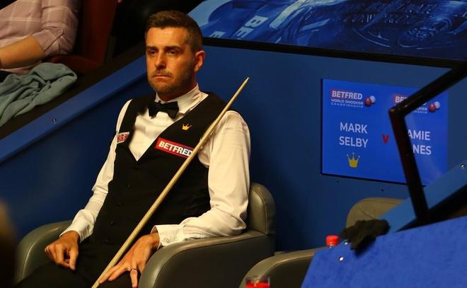 常常凌驾于 常常凌驾于