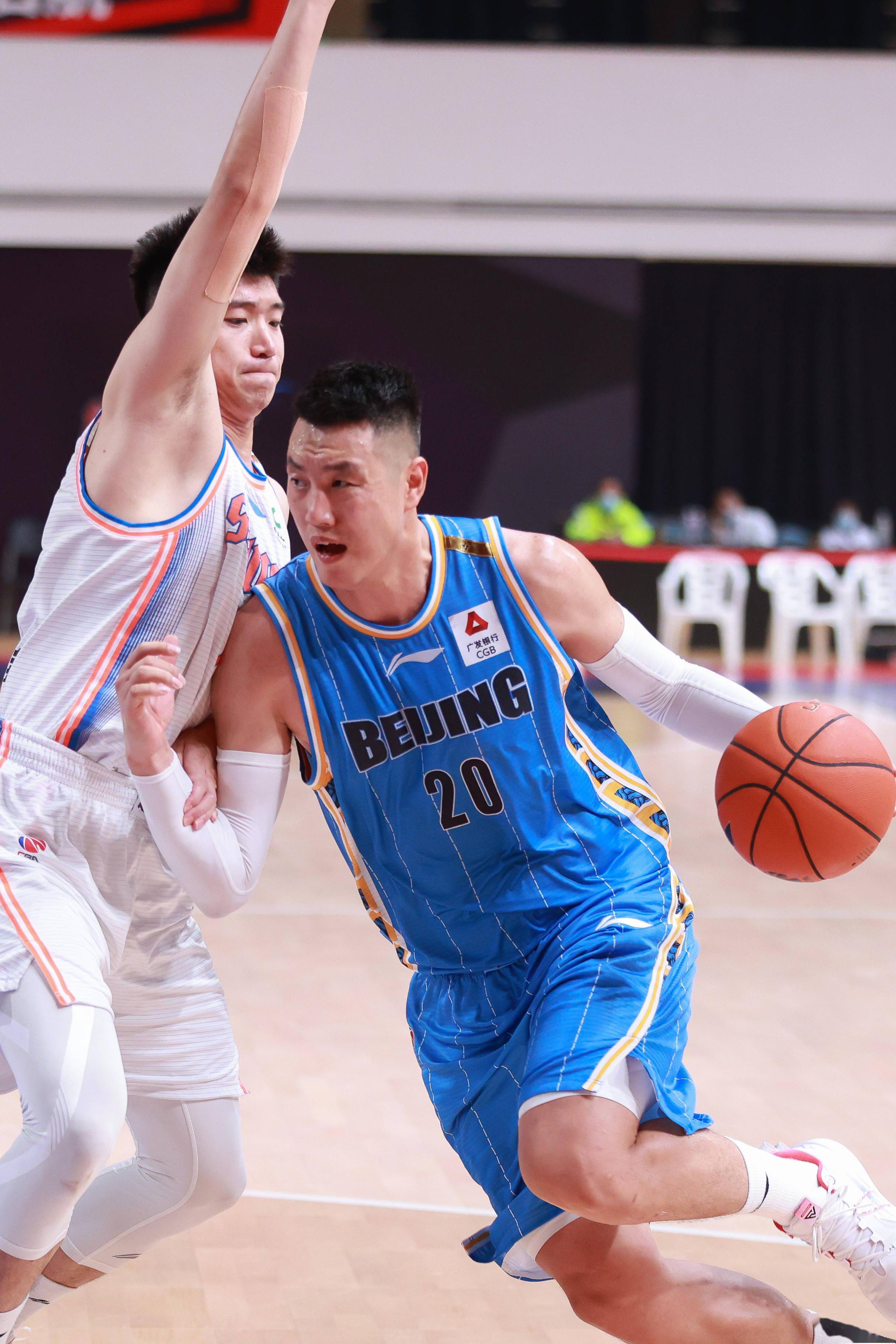 成为球队中 成为球队中